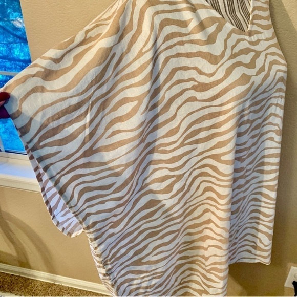 NWT Anne Klein Tunic Top XL Linen Blend White Tan Animal Print V-Neck - Picture 6 of 16
